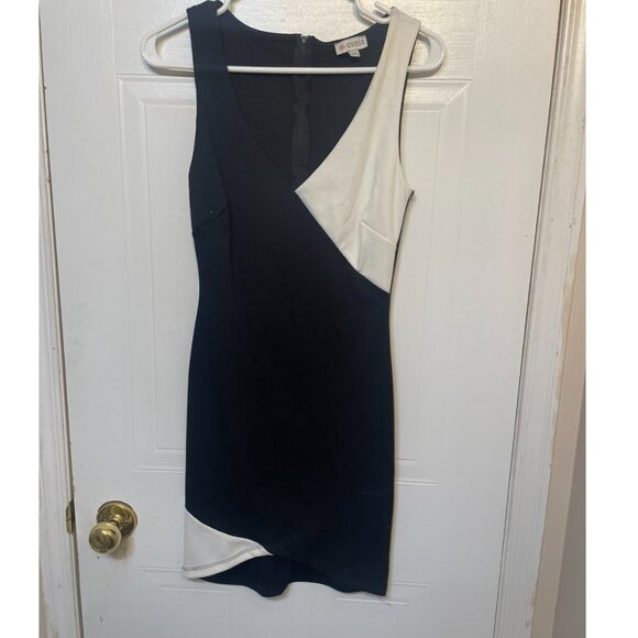 Black and white Business Casual dress small, guess - Picture 1 of 4
